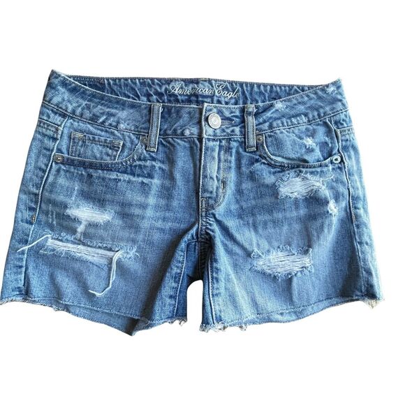 American Eagle Outfitters Pants - American Eagle Sz 2 Womens Denim Distressed Destructed Denim Shorts Light Wash